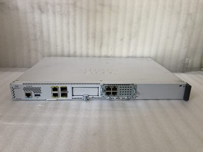 Cisco Catalyst 8200 edge platform
