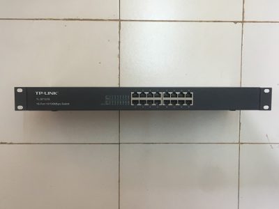 TP-Link TL-SF1016 16-Port 10/100Mbps Rackmount Switch